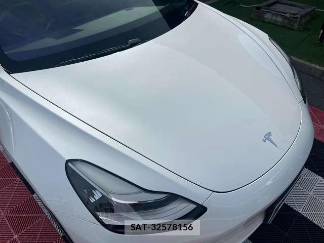 Tesla MODEL 3 2020-12 7820748-13