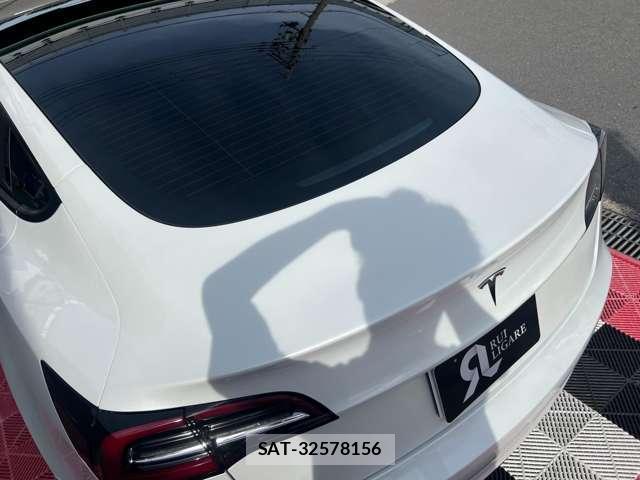 Tesla MODEL 3 2020-12 7820748-15
