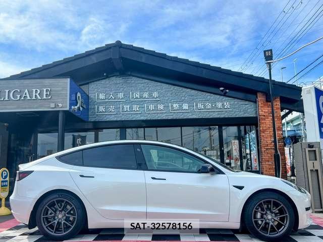 Tesla MODEL 3 2020-12 7820748-6