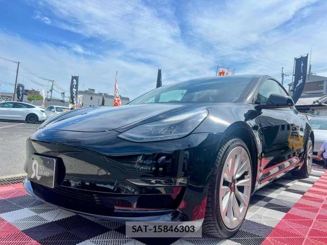 Tesla MODEL 3 2021-09 7820749-11