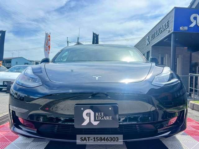 Tesla MODEL 3 2021-09 7820749-12