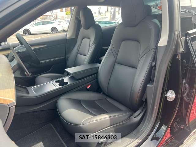 Tesla MODEL 3 2021-09 7820749-18