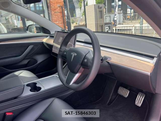 Tesla MODEL 3 2021-09 7820749-19