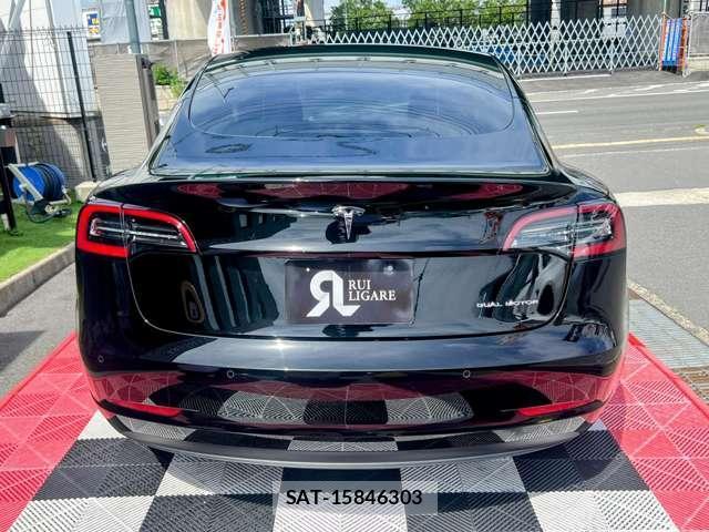 Tesla MODEL 3 2021-09 7820749-8