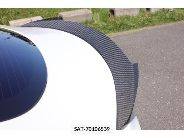 Tesla MODEL S 2018-03 7818660-10