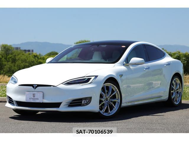 Tesla MODEL S 2018-03 7818660-4