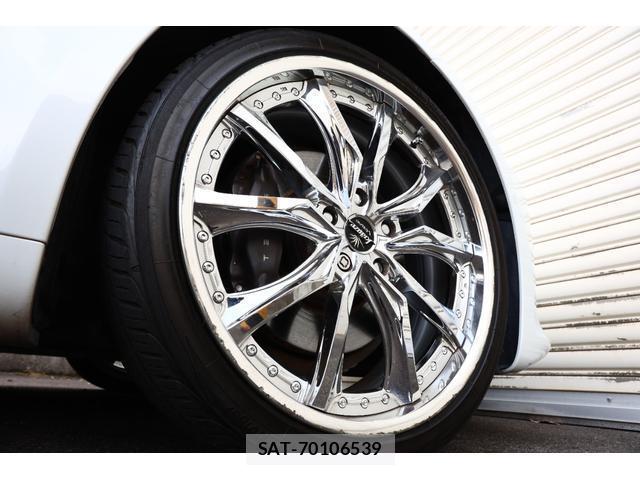 Tesla MODEL S 2018-03 7818660-8
