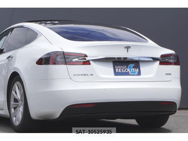 Tesla MODEL S 2018-05 7820600-11