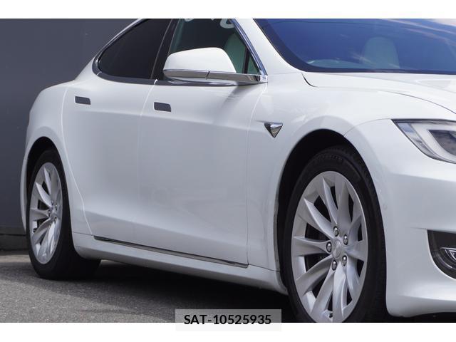 Tesla MODEL S 2018-05 7820600-6
