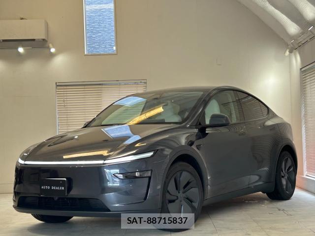 Tesla MODEL Y 2025-05 7819179-0