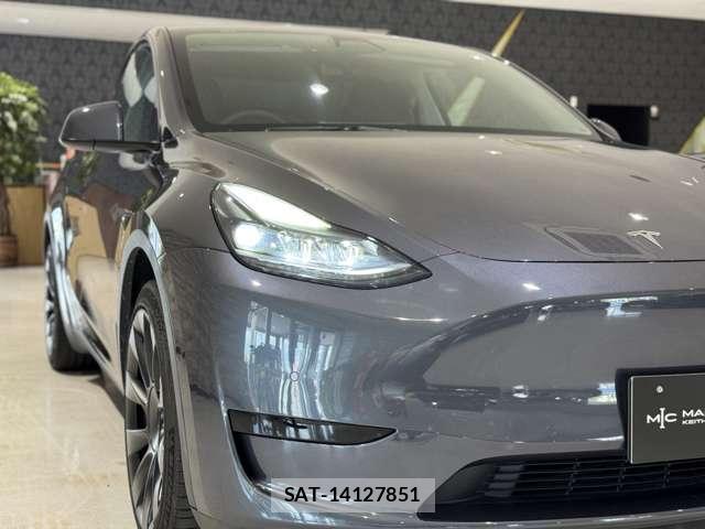 Tesla MODEL Y 2022-11 7823251-13