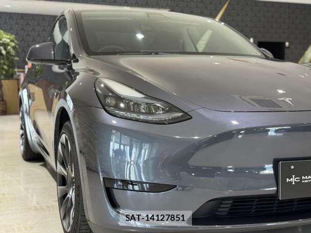 Tesla MODEL Y 2022-11 7823251-4