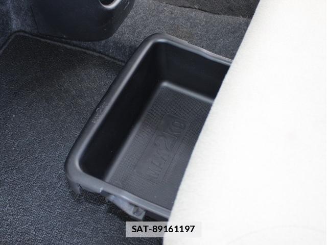 Daihatsu MOVE CANBUS 2017-07 7823023-16