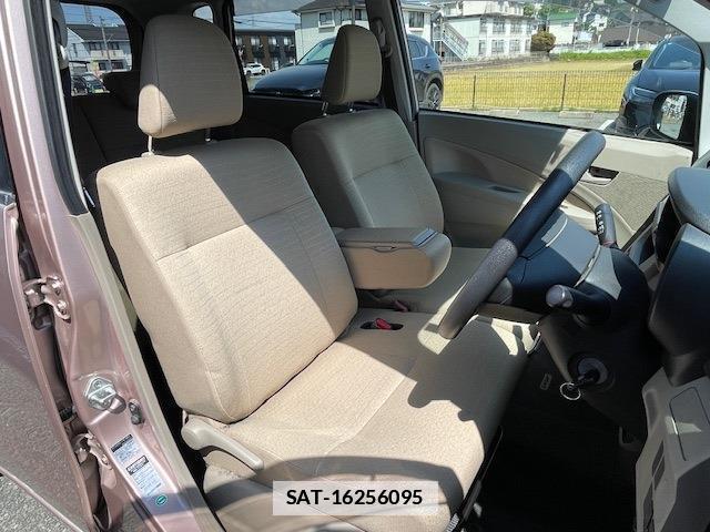 Daihatsu MOVE 2013-04 7811494-2