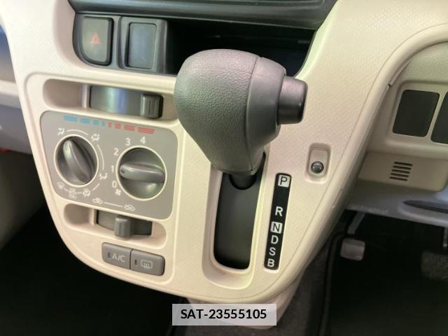 Daihatsu MOVE 2015-08 7813290-15