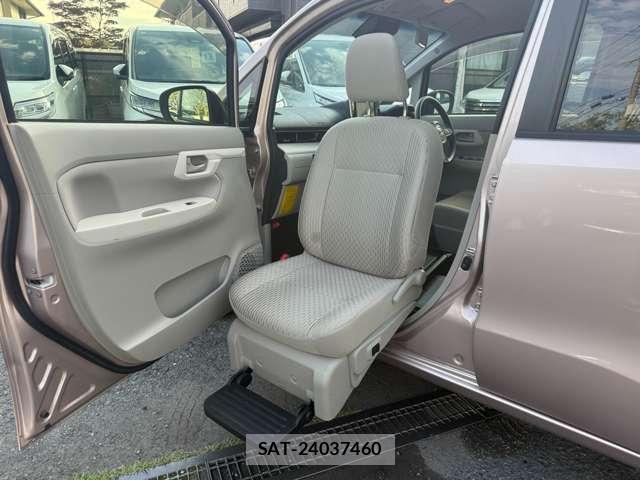 Daihatsu MOVE 2019-04 7815310-1