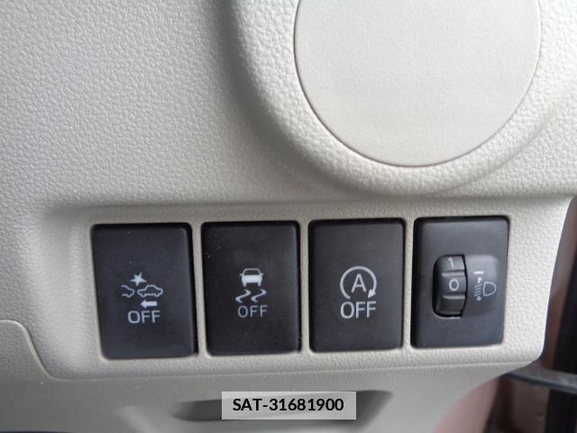 Daihatsu MOVE 2017-08 7817144-6