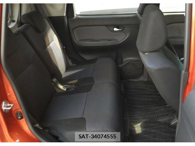 Daihatsu MOVE 2015-03 7817233-5