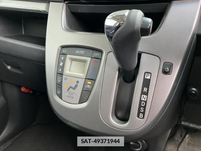 Daihatsu MOVE 2014-03 7821118-15