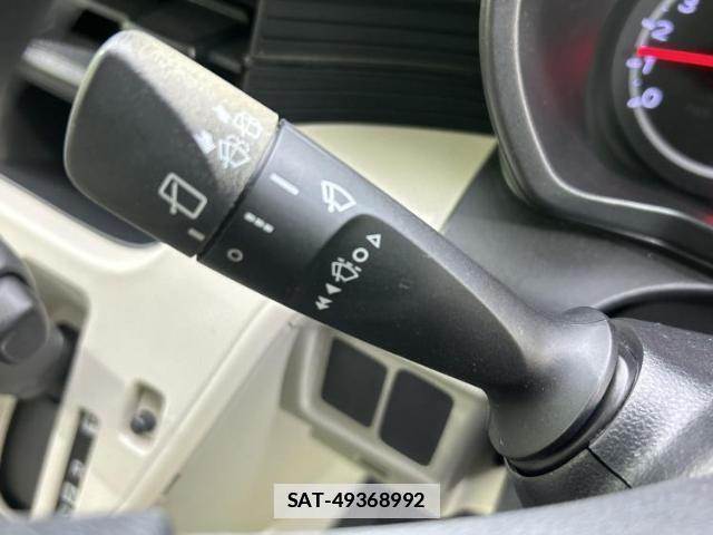 Daihatsu MOVE 2015-03 7821509-13