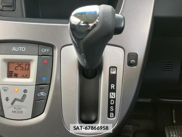 Daihatsu MOVE 2014-04 7821853-17