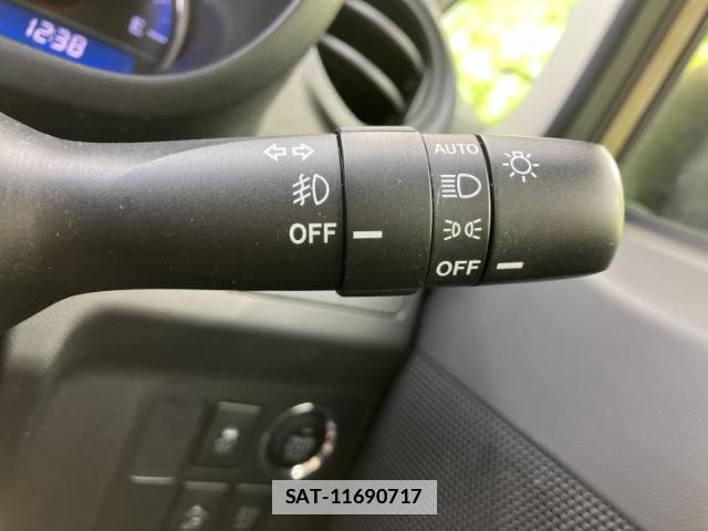 Daihatsu MOVE 2013-09 7822102-11