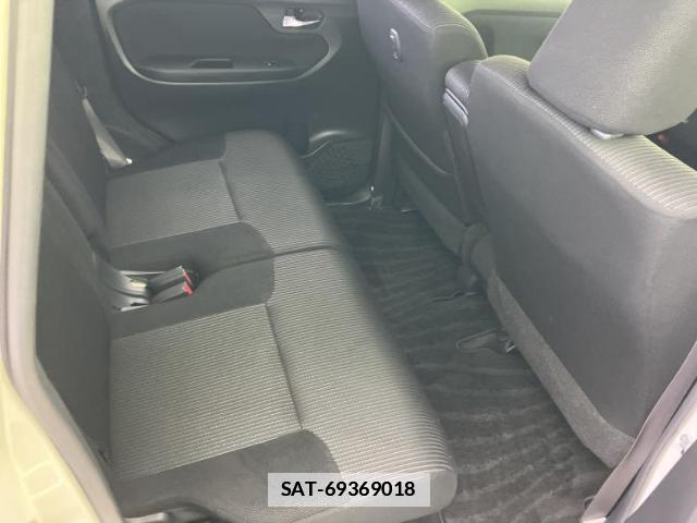 Daihatsu MOVE 2017-08 7822556-4