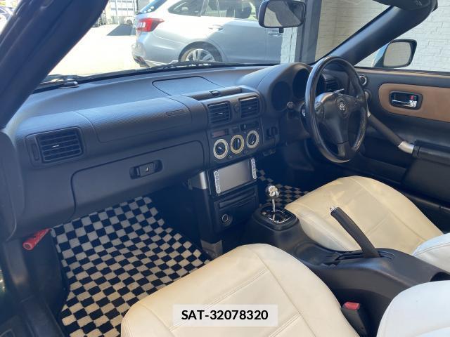 Toyota MR-S 2005-07 7814656-15