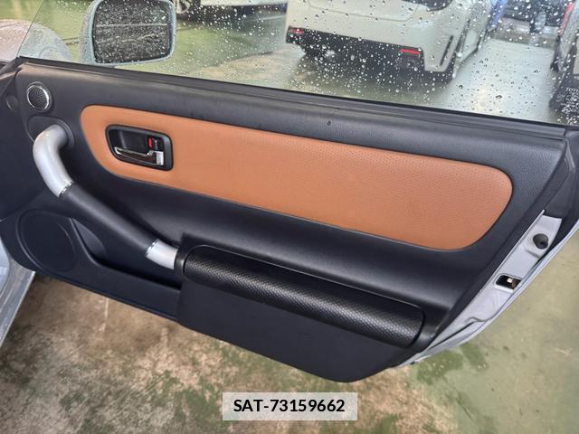 Toyota MR-S 2005-09 7816780-14