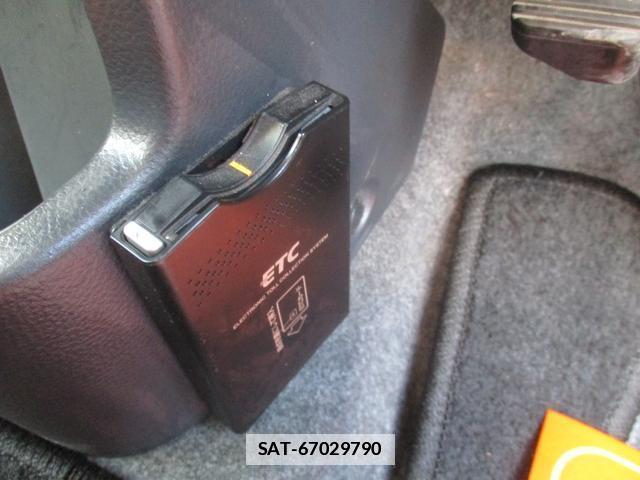 Suzuki MR WAGON 2013-03 7818601-11