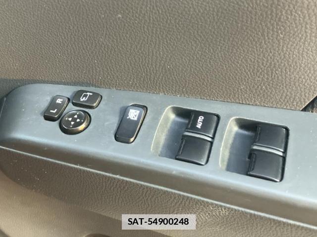 Suzuki MR WAGON 2013-02 7821403-17