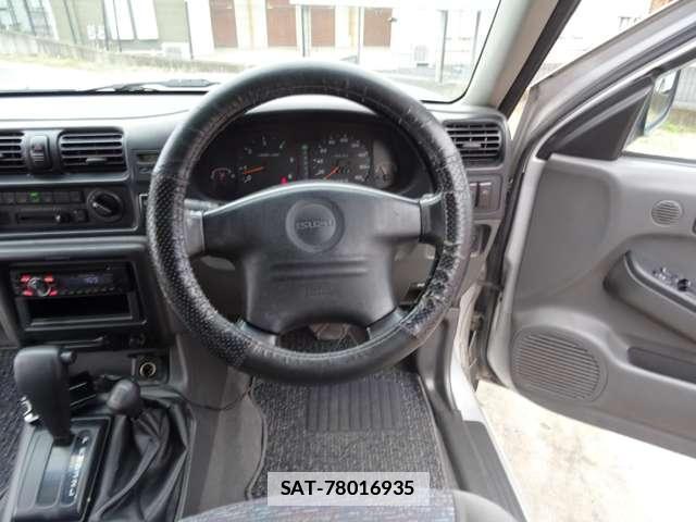 Isuzu MU 1999-10 7813032-9