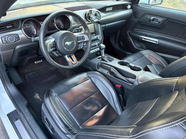 Ford MUSTANG 2015-05 7812702-8