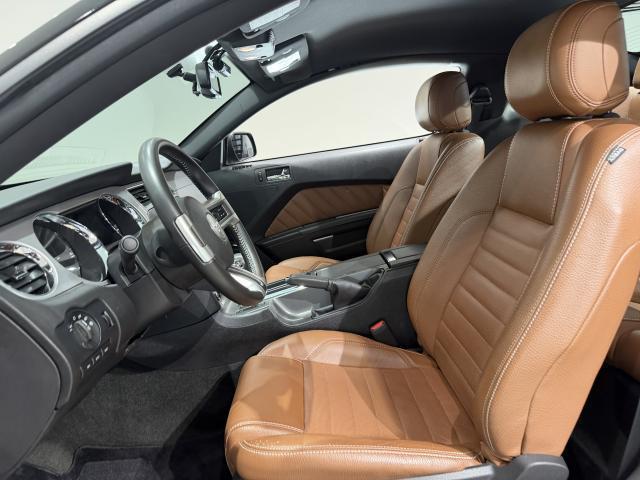 Ford MUSTANG 2012-09 7817737-4