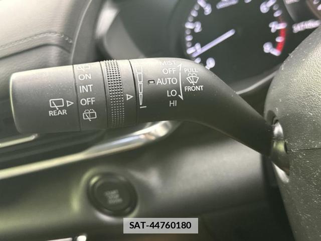 Mazda MX-30 2021-10 7820941-16