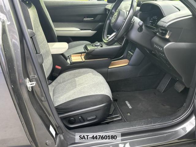 Mazda MX-30 2021-10 7820941-3