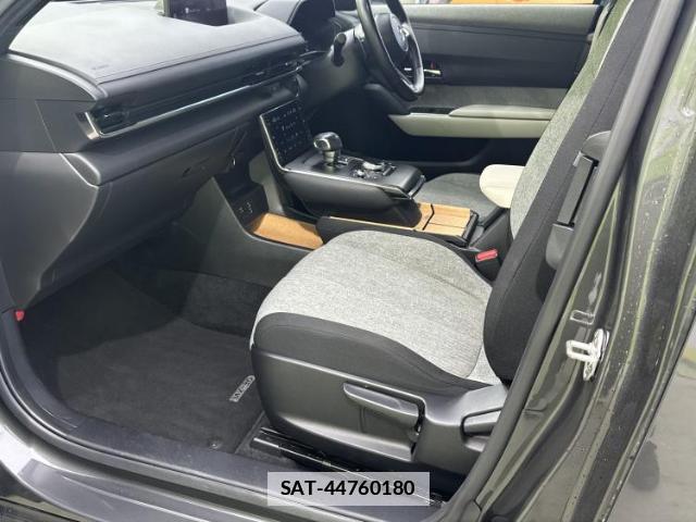 Mazda MX-30 2021-10 7820941-5