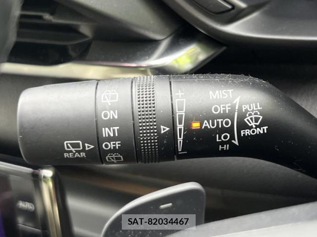 Mazda MX-30 2020-09 7821903-16