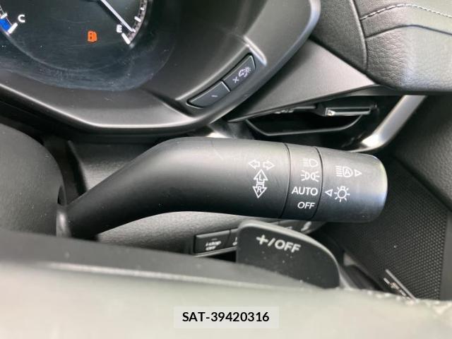 Mazda MX-30 2020-10 7822372-15