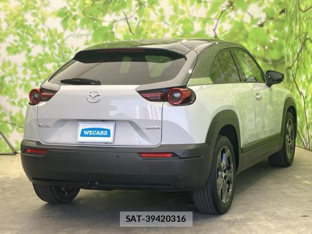 Mazda MX-30 2020-10 7822372-2