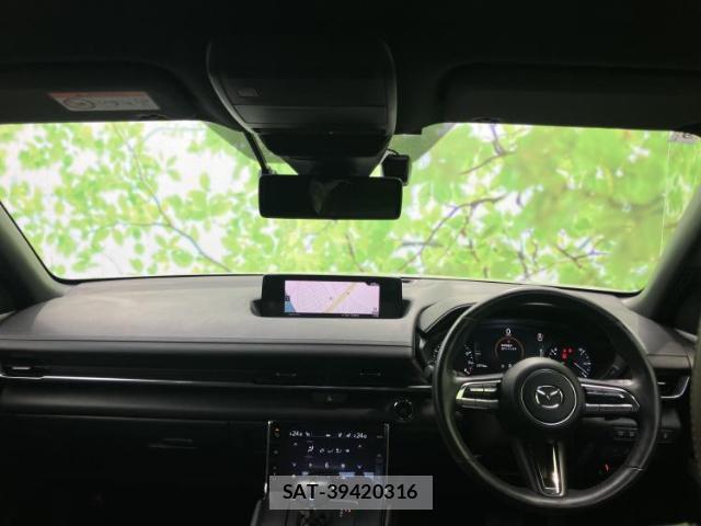Mazda MX-30 2020-10 7822372-3