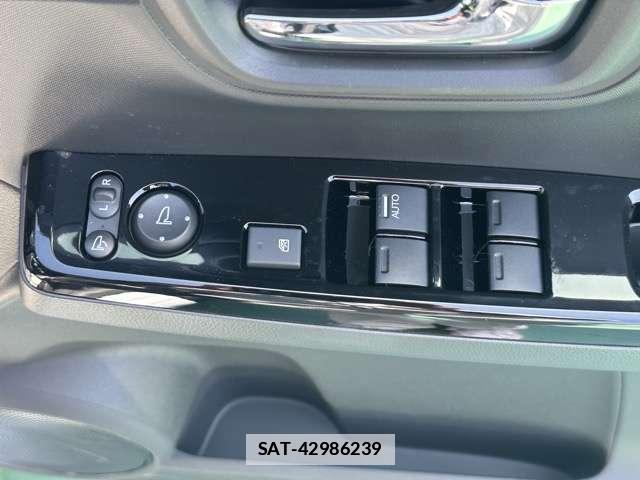 Honda N-ONE 2026-05 7814166-12