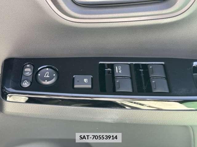 Honda N-ONE 2026-05 7814283-12