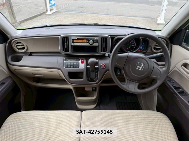 Honda N-ONE 2013-02 7816448-10