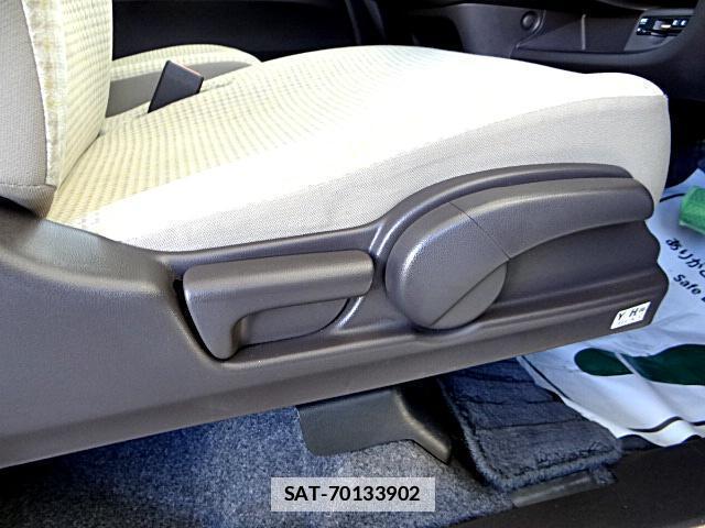 Honda N-ONE 2019-06 7820772-12