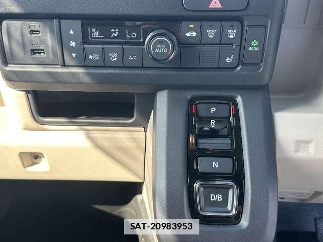 Honda N-VAN e: 2025-08 7814275-17