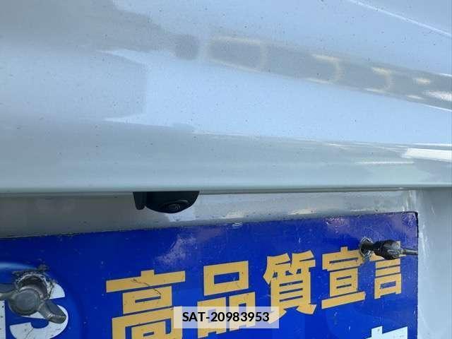 Honda N-VAN e: 2025-08 7814275-8