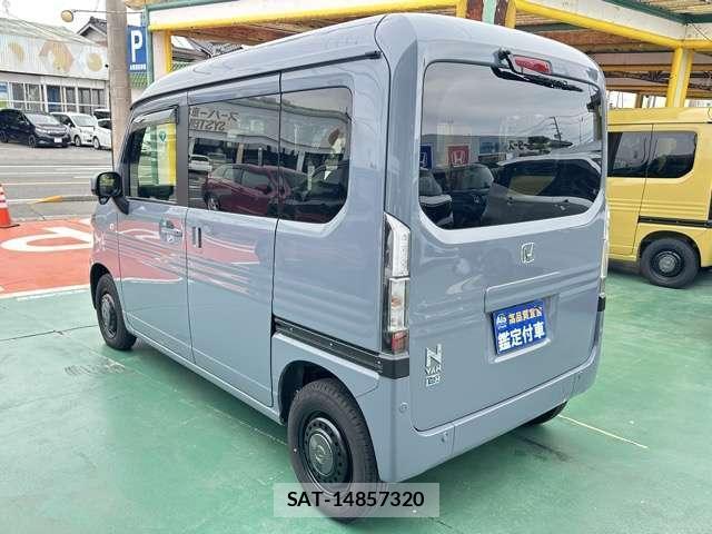 Honda N-VAN e: 2024-10 7814317-3