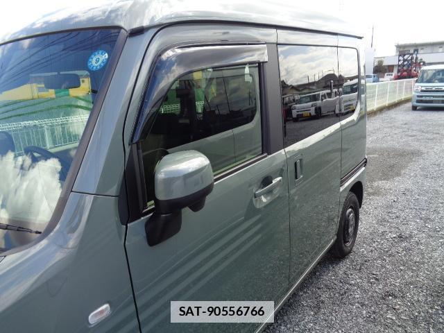 Honda N-VAN e: 2025-02 7817110-18