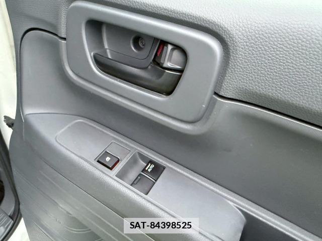 Honda N-VAN 2020-12 7812686-17